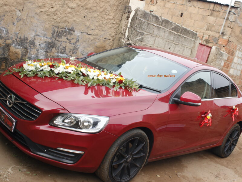 Decoração de carro para casamento